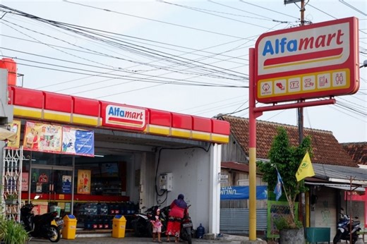 Menkop dan Mendes Minta Alfamart-Indomaret Setop Ekspansi ke Desa, Apa Faktanya? - Korporasi Katadata.co.id