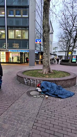 Essen an hungrige Obdachlose verteilen!🥹❤️
