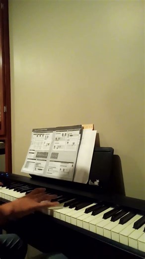 Playing an undertale song everyday, day 2 "Uwa so temperate"