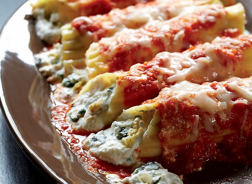 Ricotta and Cottage Cheese-Stuffed Spinach-Artichoke Manicotti Recipe