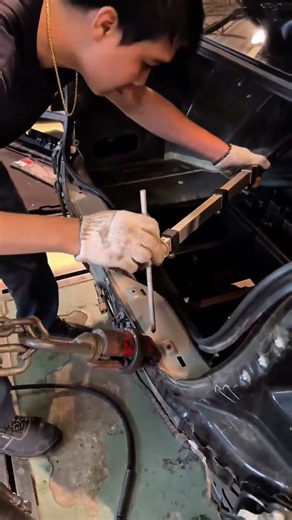 Precision Car Chassis Measuring & Frame Pulling! 🚗📐 #shorts #autobody #carrepair #mechanic #viral