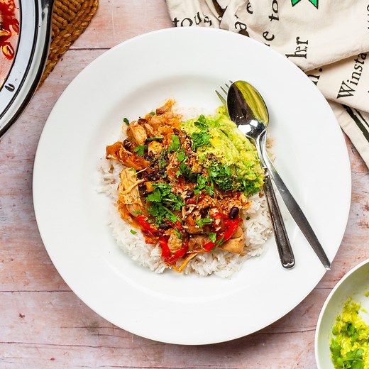 All-in-one slow cooker chipotle chicken recipe