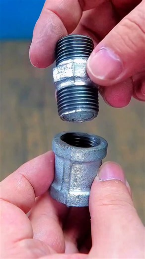 Toolstour Studio on Instagram: "Don’t Buy One — Make Your Own Pipe Threader in Minutes! #toolstour"