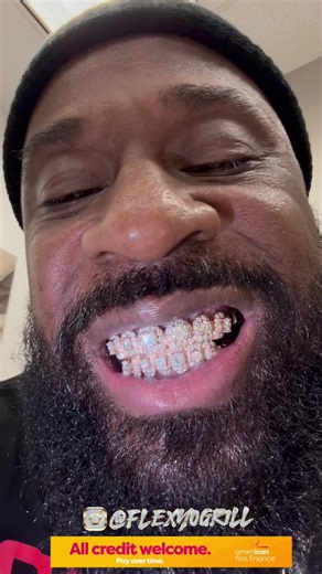 Some of my custom grillz 💯🔥🔥🔥💪🏿❤️ Flex Yo Grill