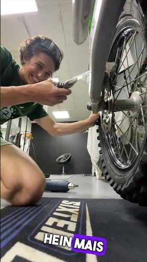 L'astuce pour Retirer un kit déco sans colle.