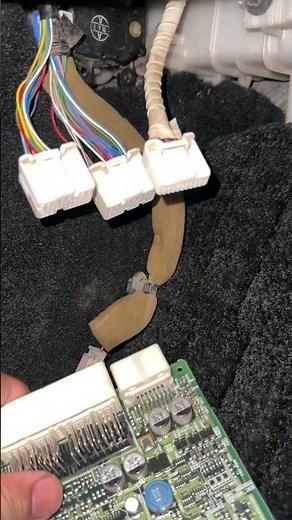 Vehicle ECU Connector Fix | ECU Connector Bypass | #youtube #automobile #mechanic #ytshorts #viral