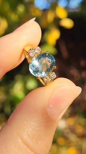 Why Hello November! And the captivating Topaz proudly holds the title of November’s birthstone, renowned for its serene, ice-blue glow, a gem of striking beauty — especially in its Ocean-blue hue 🧊✨️💎 Ok well... I might not quite have a Topaz 😜 but I’m so pleased to offer this exquisite 18ct gold Aquq ring, flanked by four shimmering diamonds ✨💛 Not listed on the website please DM your interest ✨️ ✨️ #Topaz #Aquamarine #NovemberBirthstone #AntiqueJewellery #MillysMarvels #engagementring #dia