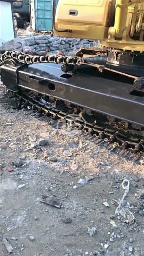 How to Install Excavator Tracks | Practical Jobsite Tips #excavatorfun