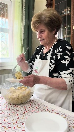 The most emotional pasta making class in Italy!
