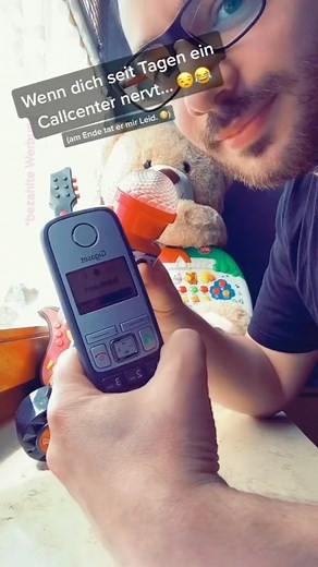 Wenn der selbe Callcenter-Typ zweimal anruft… 😅😂 #callcenter #prank #mikro #sprecher #bandansage #keyboard | eddysayi