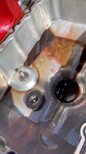 2010 Ford Explorer, Transmission oil pan to change the oil and filter and clean the magnet.