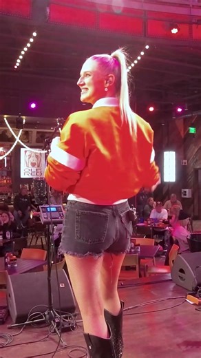 Downtown Avenue – Boondocks (by Little Big Town) | Live at Ole Red, Las Vegas