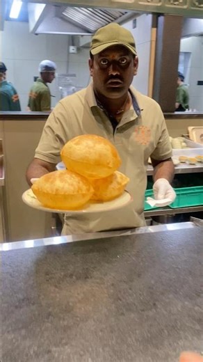 కాకినాడ ఉదYUM కేఫ్ లో టిఫిన్స్ అదిరాయి😱😋🔥#foodie #shorts #series #foodshorts #telugu