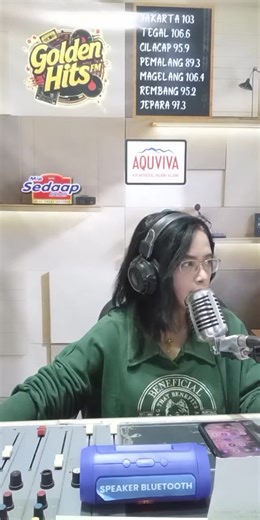 Makan Siang Santai dan Musik Sore