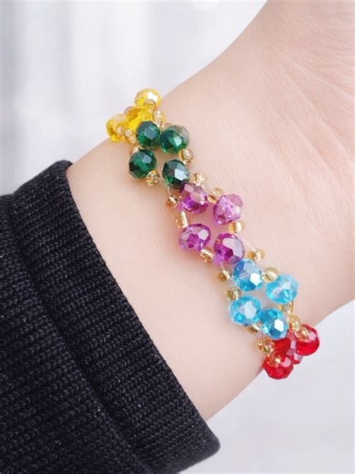 Diy Rainbow 🌈 bracelet tutorial | Beginners Friendly Bracelet tutorial #bracelet #fypppppppppppppp #braceletmaking #trendingvideo #handmadebracelet