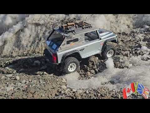 Axial Scx10 Dingo.. Me, The Dingo and a Snow Bank. Come On Summer .. #done #axial #winter