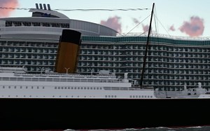 当泰坦尼克遇见海洋绿洲号