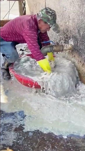 Natural pearl cleaning process
