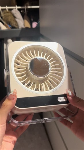 お気に入りのデスクファンを3つ紹介するよ✨どれも夏には必須アイテムだし、ミストが出るのも最高#デスクファン #扇風機 #ファン