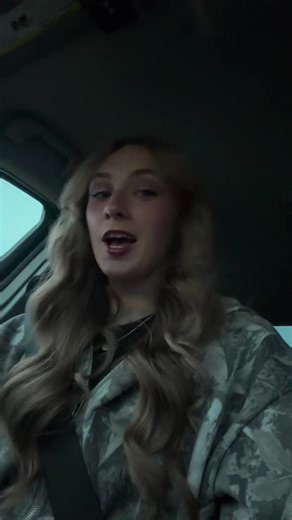 jenna pow! (@jennapowpow)’s videos with original sound - 🎶memory lane🎶