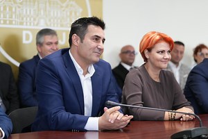 SURSE Europarlamentarul Claudiu Manda, în cărți pentru funcția de secretar general al PSD / Când va fi organizat congresul care va alege noua conducere