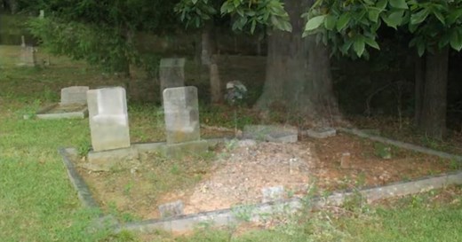 Hells Gate Is The Most Haunted Cemetery In South Carolina