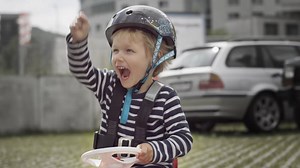 17K views · 80 reactions | Zamislite šta tek mogu da urade sa vašim automobilom.  U Bosch Car servisu svi vozači i svi automobili su nam podjednako važni - rešavamo sve uz osmeh!  Zakažite svoj termin ➡️ https://www.boschcarservice.com/rs/sr/ | Bosch Srbija | Facebook