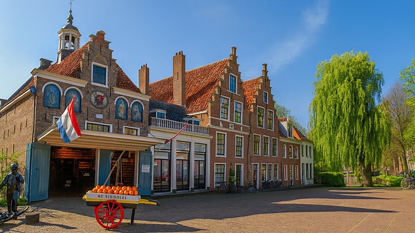 Edam, Netherlands – Where Cheese & Dutch History Meet (4K)
