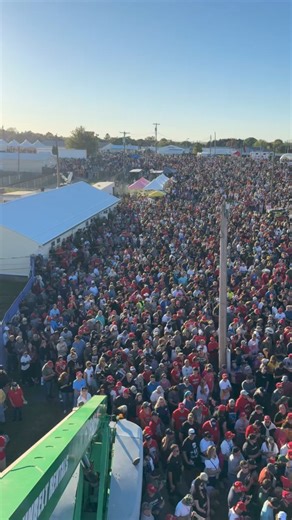 970K views · 78K reactions | BUTLER, Pennsylvania — OVER 100,000 people! | Donald J. Trump | Facebook