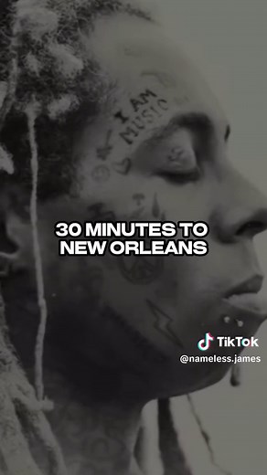 quick reminder: it’s wednesday my dudes 🤟🏼 happy weezy wednesday :)