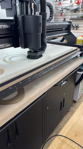 Five Star Car Stereo on Instagram: "The robots doing their thing"