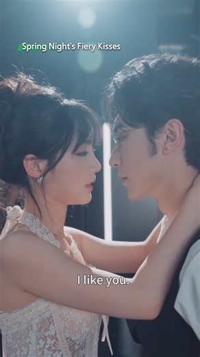 257K views · 5.5K reactions | Her tender kiss, sparking everything after.  Watch vertical on iQIYI APP Name of the show: Spring Nights Fierh kisses #iqiyi #springnightsfierykisses #chensi #jiayixuan #cdrama #verticaldrama #shortdrama #mustwatch #爱奇艺 #微剧 #春夜炙吻 #沉思 #贾翼瑄 | iQIYI US | Facebook