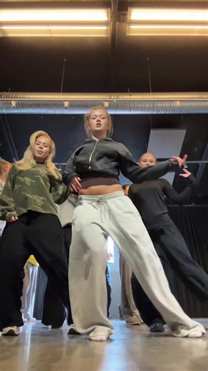 Lil Mark's Dance with Team Quickstyle - IDL