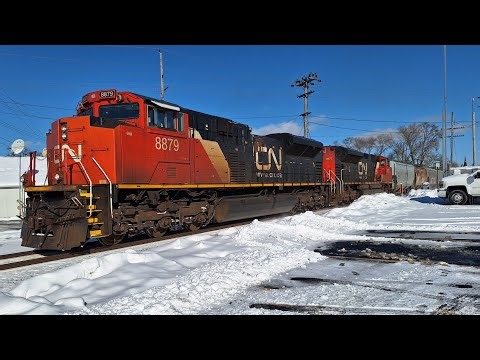 SD70M-2 Duo Roars Through Waukesha