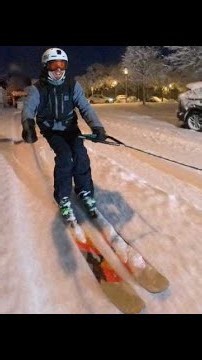 Charente-Maritime : il a traversé La Rochelle en ski, tracté par une voiture