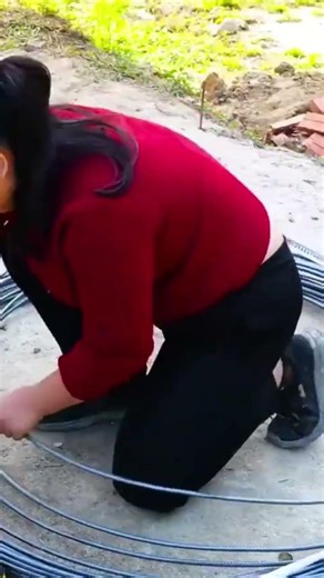 cut the bridge support iron and insert a circular half-stake #construction #shortvideo #shorts #fypシ