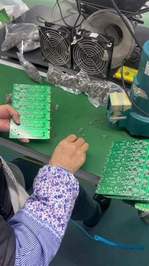 Get your brand’s custom remote!#smartremotecontrol #tvboxremote #homeappliance #setboxremote #oem