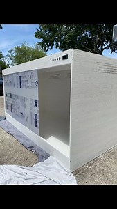 Oh, custom enclosures, you say? We say: 8x4x4 feet of premium PVC power💪🏻! This setup includes: A built-in digital thermostat for consistent temps 🌡️ A 6” substrate lip to keep bedding where it belongs 🪵 A 4” top lip for crystal-clear viewing through sliding polycarbonate doors 👀 Clean, sleek design ready for your biggest scaly friend 🐍 And peep the final pic — our awesome customer is getting it all dialed in for their babies new palace! 🏡 Need something custom-built for your reptile? Sli