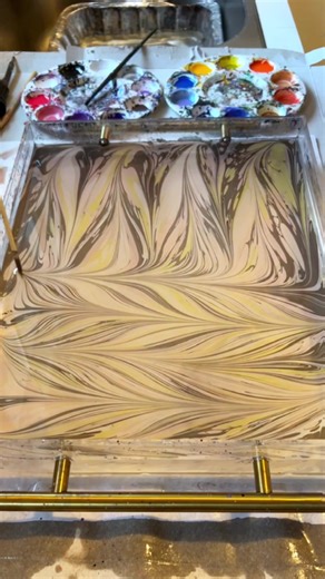 Chill paper marbling: autumn vibes marbled pattern 🍂🎨 #marbling #papercrafts #fallcrafts #satisfyingart #handmadecrafts #autumnaesthetic