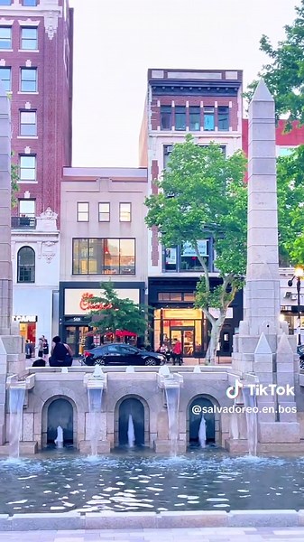 Exploring Boston's Back Bay: A Must-Visit Tourist Spot