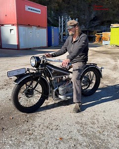 76K views · 5.3K reactions | 헕헠헪 헥ퟰퟮ ퟭퟵퟮퟴ ퟱퟬퟬ헰헰 seductive German Engineering | Classic Motorcycle | Facebook