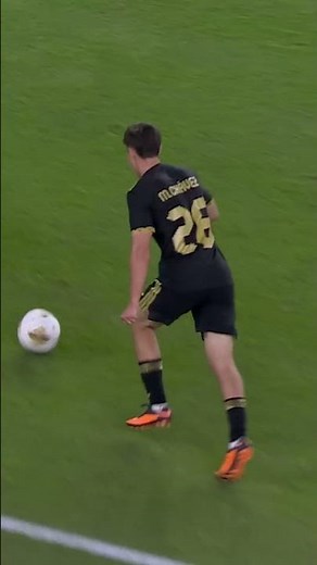 Mexico extends its lead 2-0 against Saudi Arabia 🇲🇽 #soccer