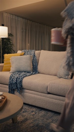 Take efficiency to the next level with Vivint energy insights from Reliant. Home or away, you can check-in on your usage. | Vivint