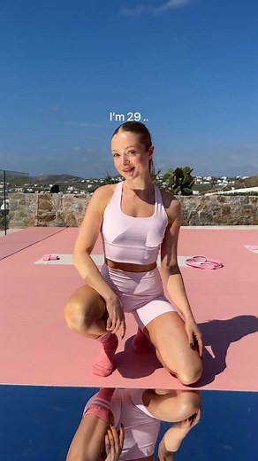 Anna Engelschall on Instagram: "Anzeige - how I keep my body strong and youthful with @biotherm Collagen Fit – and guess what? you can do it too and join me at an exclusive @biotherm event! I’m so excited to team up with @biotherm and invite you! On July 18th, @biotherm is opening their popup store with a community meet-up in Berlin – and I’d love for you to join! 💙 I’ll be leading a sweaty pilates inspired workout and afterwards we’ll have time to hang out, chat and connect 💙 Exclusive GIVEAW