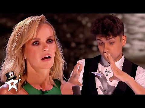 Wizard Makes A Twenty Pound Note Come ALIVE!