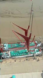 Maldon’s Fattest Man, Weird Tower & Tug?!