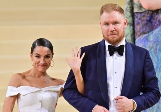 Is AOC Married? Her Office Says No. Her Legal Filings in Congress Say Otherwise.