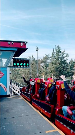 Worlds FASTEST Accelerating Roller Coaster! 🏎️💨 #ThorpePark #themepark #Stealth #rollercoaster