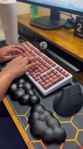 ASMR Brain Scratch #AulaF99 #KeyboardASMR