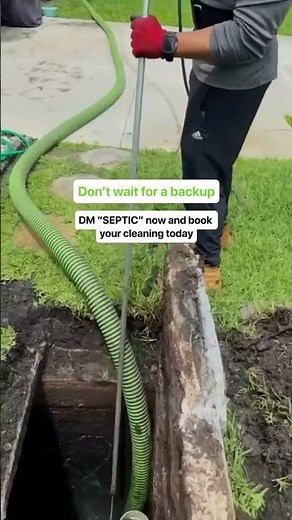 Deep septic tank cleaning in Miami Dade and Broward county . Septic tank pump out pressure cleaning